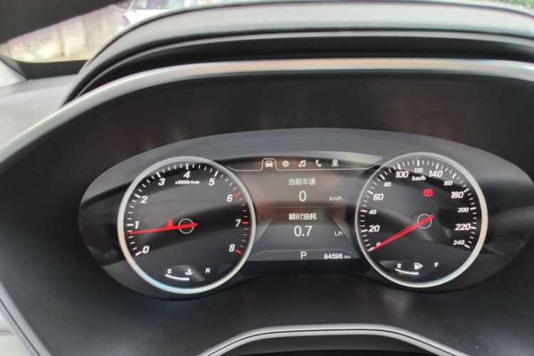 Used Baojun 530 2018 1.5T DCT Flagship Version China V Emission Standard Odometer Close Up
