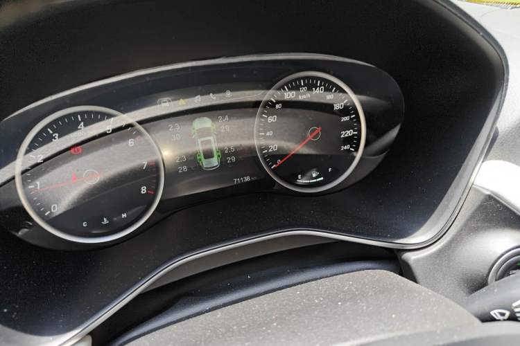Used Baojun 530 2018 1.5T Manual Prestige Version China V Odometer Close Up