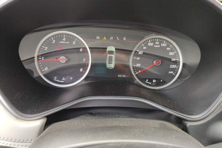 Used Baojun 530 2018 1.5T Manual Prestige Version China V Odometer Close Up