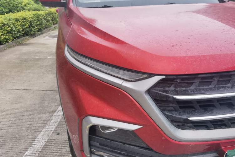 Used Baojun 530 2018 1.8L Automatic Elite Version China V Emission Standard Right Front Headlight