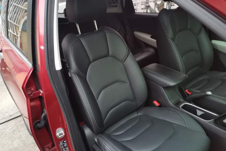 Used Baojun 530 2018 1.8L Automatic Luxury Version China V Right Front Seat