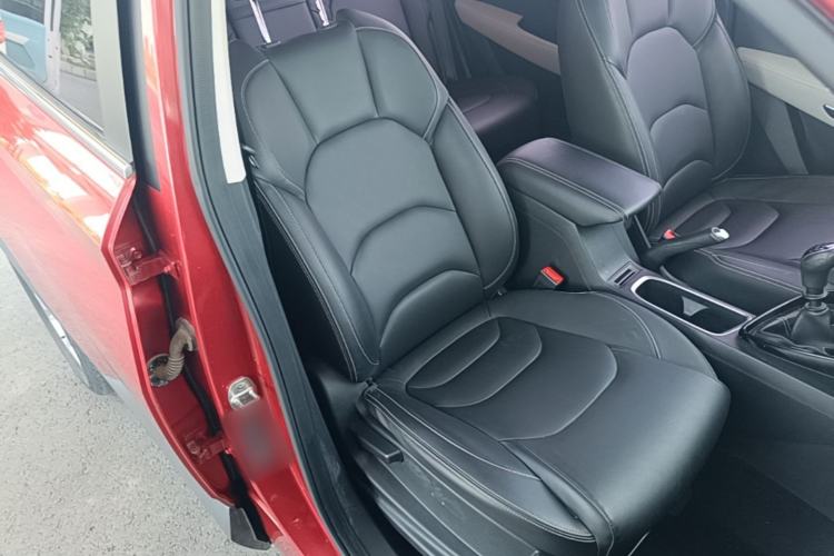 Used Baojun 530 2018 1.5T Manual Luxury Version National V Right Front Seat
