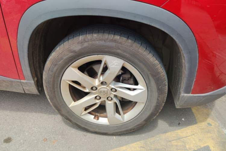 Used Baojun 530 2018 1.5T Manual Elite Version China V Right Front Wheel Hub