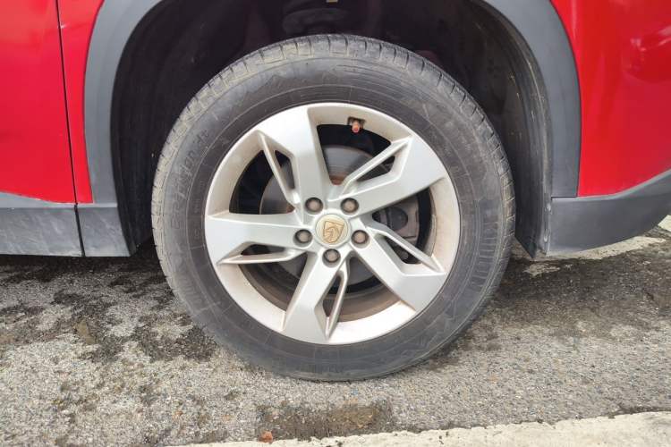 Used Baojun 530 2018 1.5T Manual Comfort Version China V Right Front Wheel Hub