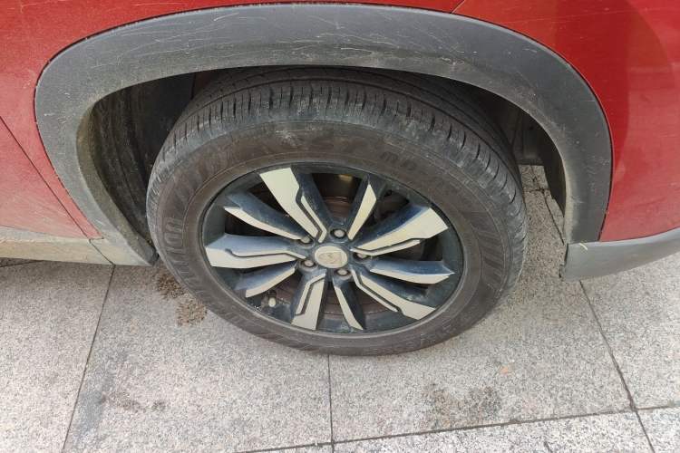 Used Baojun 530 2018 1.5T Manual Prestige Version China V Right Front Wheel Hub