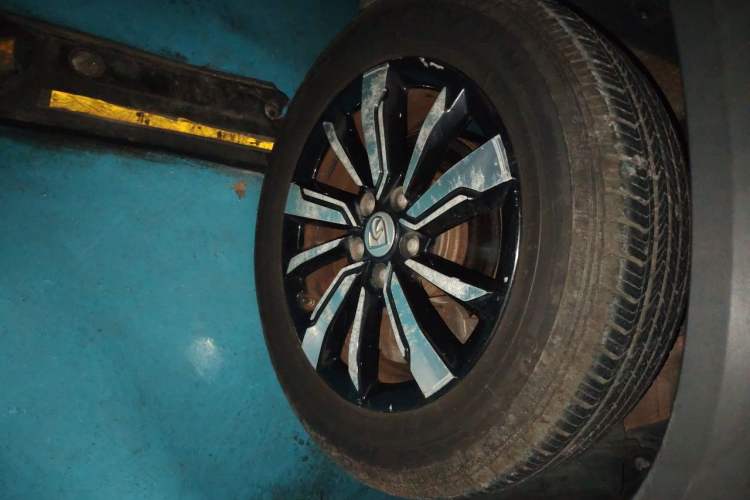 Used Baojun 530 2018 1.5T DCT Flagship Version China V Emission Standard Right Front Wheel Hub