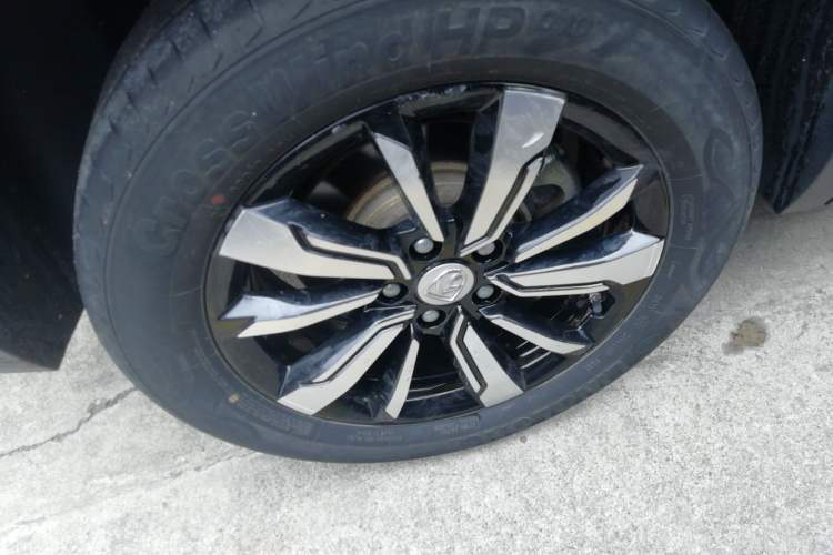 Used Baojun 530 2018 1.5T DCT Flagship Version China V Emission Standard Right Rear Wheel Hub