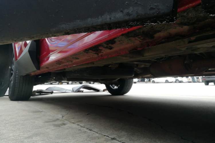 Used Baojun 530 2018 1.5T DCT Flagship Version China V Emission Standard Right Side Sill