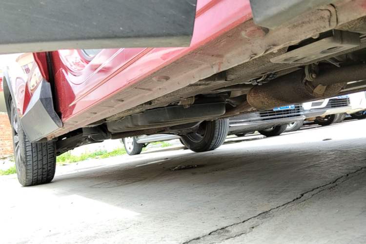 Used Baojun 530 2018 1.5T DCT Flagship Version China V Emission Standard Right Side Sill