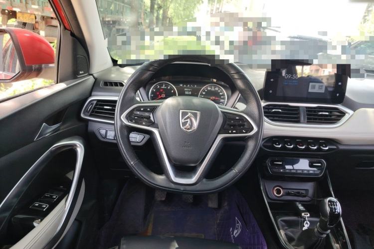 Used Baojun 530 2018 1.5T Manual Prestige Version China V Steering Wheel