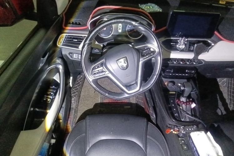 Used Baojun 530 2018 1.5T DCT Flagship Version China V Emission Standard Steering Wheel
