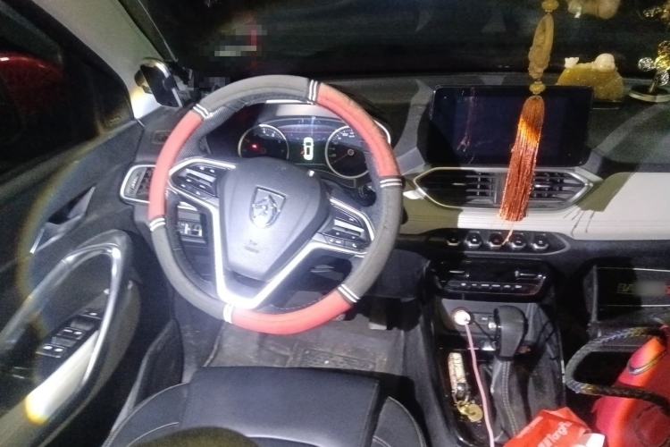 Used Baojun 530 2018 1.5T DCT Flagship Version China V Emission Standard Steering Wheel