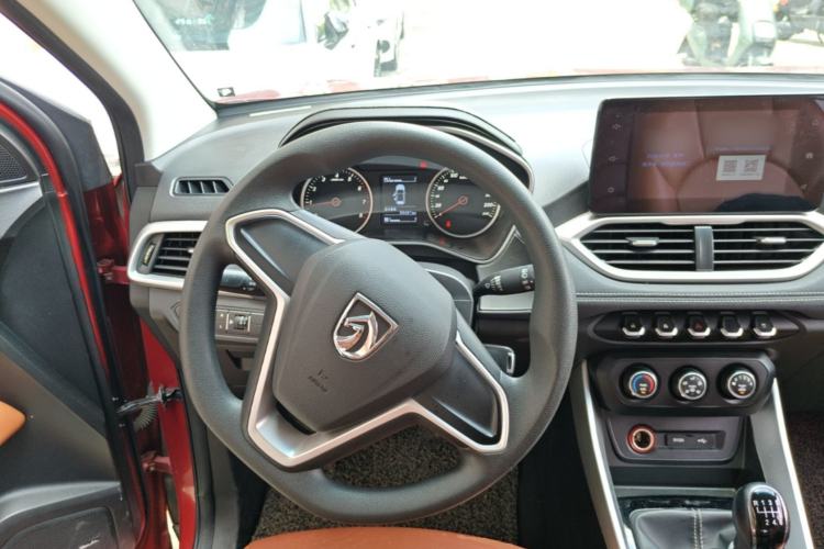 Used Baojun 530 2018 1.5T Manual Elite Version China V Steering Wheel