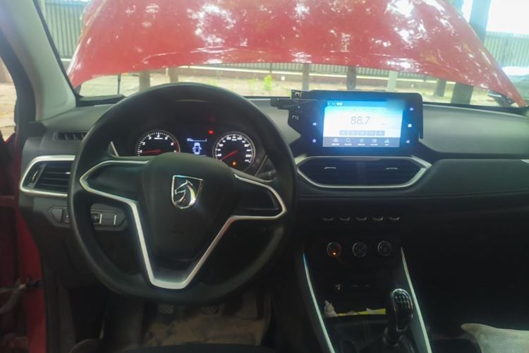 Used Baojun 530 2018 1.5T Manual Elite Version China V Steering Wheel