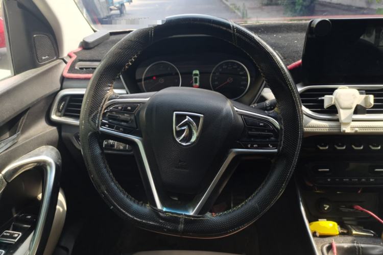 Used Baojun 530 2018 1.5T Manual Prestige Version China V Steering Wheel