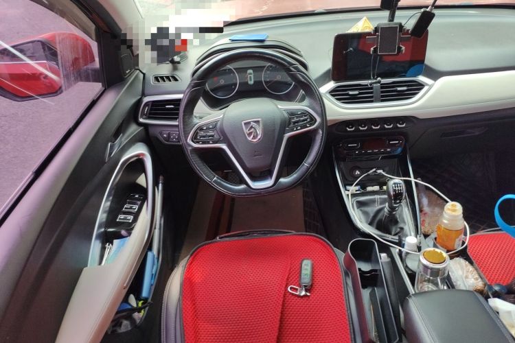 Used Baojun 530 2018 1.5T Manual Prestige Version China V Steering Wheel