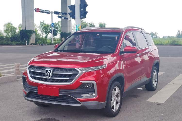 Used Baojun 530 2018 1.5T Manual Luxury Version National V Guazi used car, China used car export, Used car for sale, Used cars, Cheapest cars for sale
