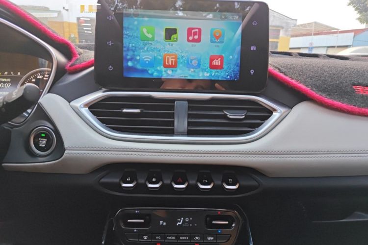 Used Baojun 530 2018 1.5T DCT Flagship Version China V Emission Standard Audio And AC Panel