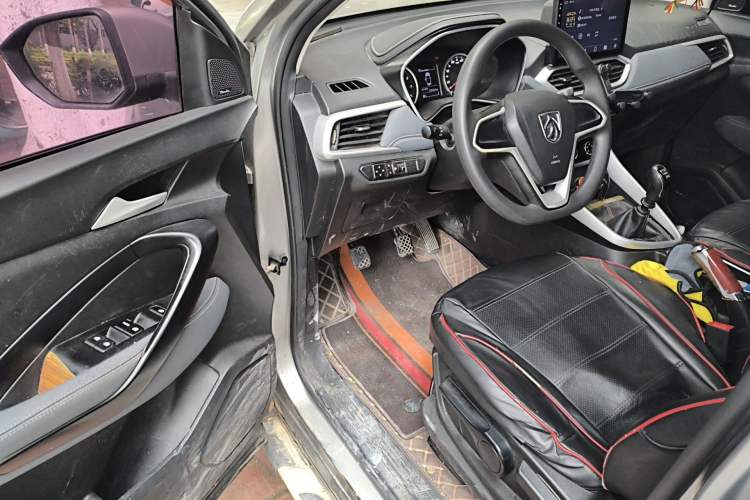 Used Baojun 530 2018 1.5T Manual Comfort Version China V Driver Seat
