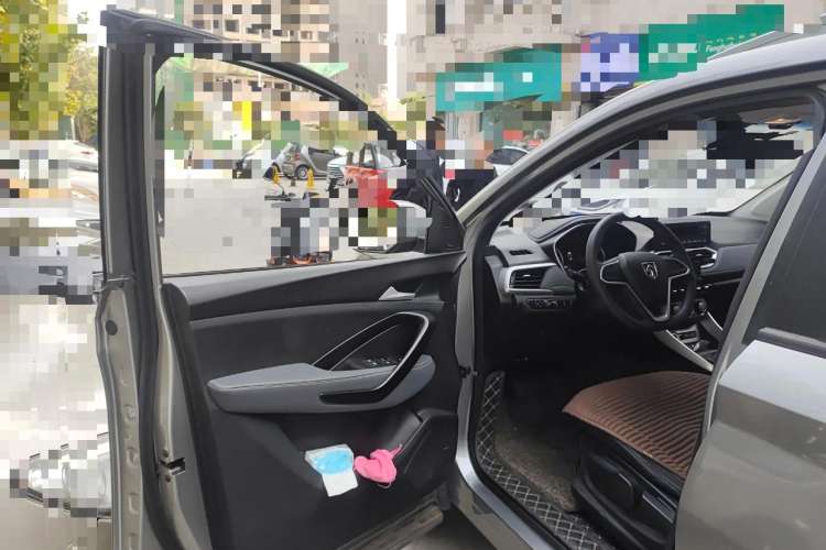 Used Baojun 530 2018 1.5T Manual Comfort Version China V Driver Seat