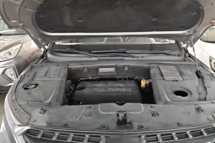Used Baojun 530 2018 1.5T Manual Comfort Version China V Engine Bay