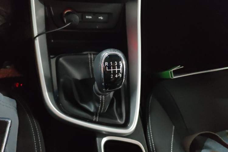 Used Baojun 530 2018 1.5T Manual Comfort Version China V Gear Lever