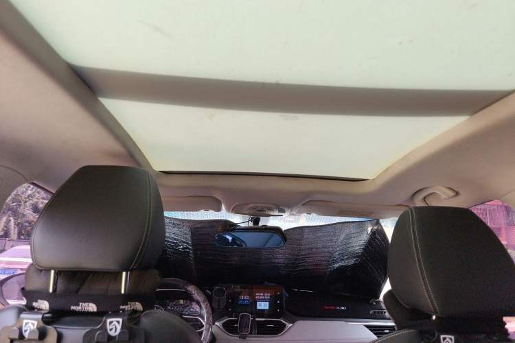 Used Baojun 530 2018 1.5T Manual Prestige Version China V Headliner