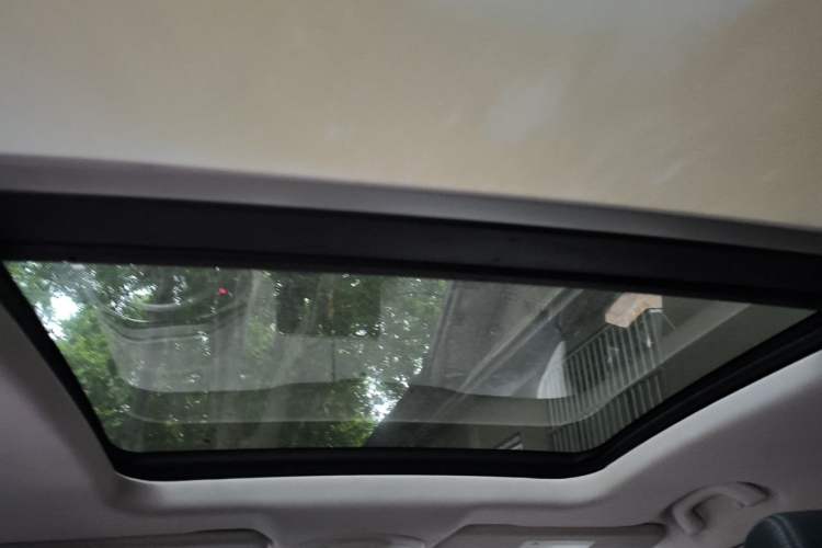 Used Baojun 530 2018 1.5T DCT Flagship Version China V Emission Standard Headliner
