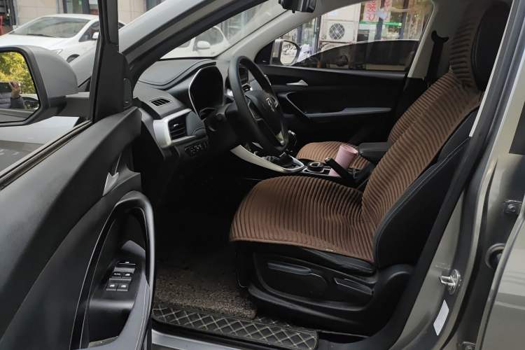 Used Baojun 530 2018 1.5T Manual Comfort Version China V Left Front Seat