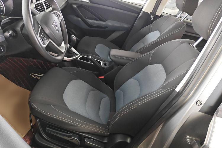 Used Baojun 530 2018 1.5T Manual Comfort Version China V Left Front Seat