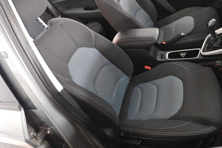 Used Baojun 530 2018 1.5T Manual Comfort Version China V Right Front Seat