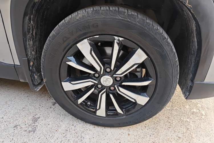 Used Baojun 530 2018 1.5T DCT Flagship Version China V Emission Standard Right Front Wheel Hub