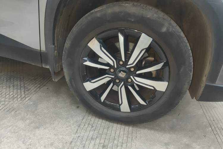 Used Baojun 530 2018 1.5T DCT Flagship Version China V Emission Standard Right Front Wheel Hub