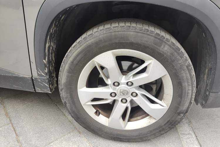 Used Baojun 530 2018 1.5T Manual Comfort Version China V Right Front Wheel Hub