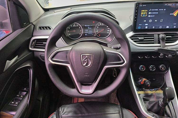 Used Baojun 530 2018 1.5T Manual Comfort Version China V Steering Wheel
