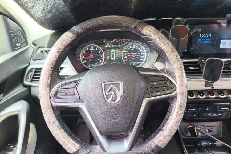 Used Baojun 530 2018 1.5T Manual Prestige Version China V Steering Wheel