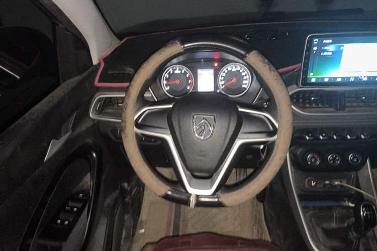 Used Baojun 530 2018 1.5T Manual Comfort Version China V Steering Wheel