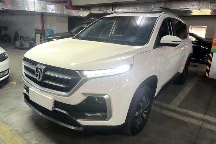 Used Baojun 530 2018 1.5T DCT Flagship Version China V Emission Standard Guazi used car, China used car export, Used car for sale, Used cars, Cheapest cars for sale