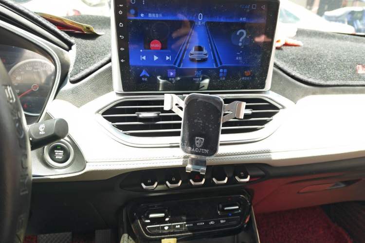 Used Baojun 530 2018 1.5T DCT Luxury Model China V Audio And AC Panel