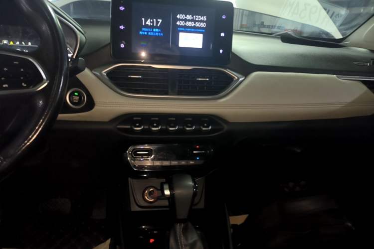 Used Baojun 530 2018 1.5T DCT Flagship Version China V Emission Standard Audio And AC Panel