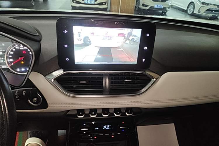 Used Baojun 530 2018 1.5T DCT Flagship Version China V Emission Standard Audio And AC Panel