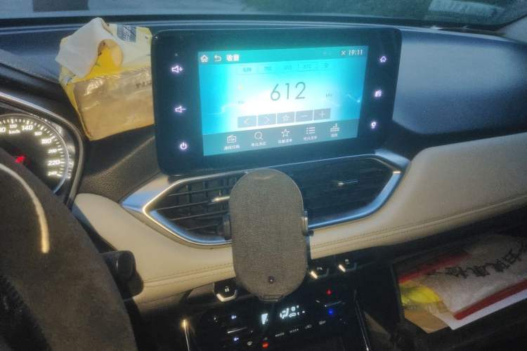 Used Baojun 530 2018 1.5T Manual Prestige Version China V Audio And AC Panel