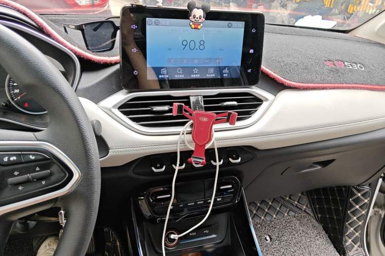 Used Baojun 530 2018 1.5T Manual Luxury Version National V Audio And AC Panel
