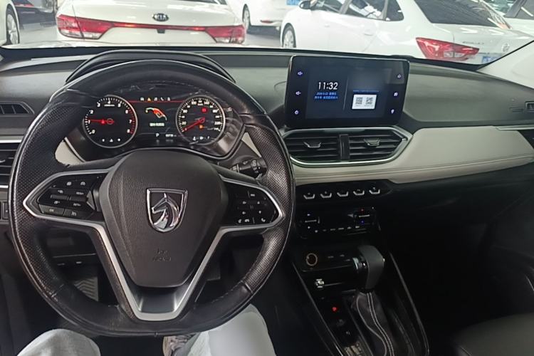 Used Baojun 530 2018 1.5T DCT Flagship Version China V Emission Standard Center Console