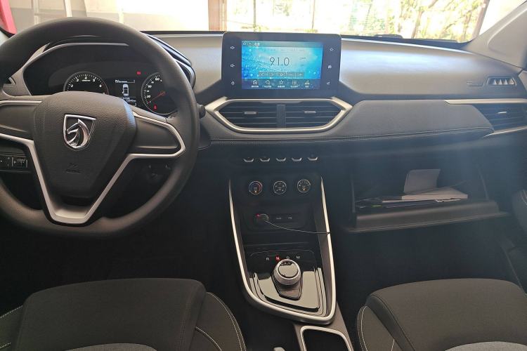 Used Baojun 530 2018 1.8L Automatic Elite Version China V Emission Standard Center Console