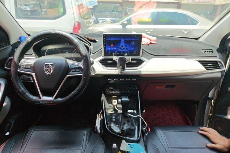 Used Baojun 530 2018 1.5T DCT Luxury Model China V Center Console