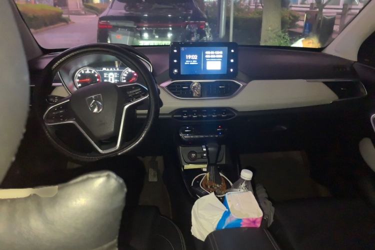 Used Baojun 530 2018 1.5T DCT Flagship Version China V Emission Standard Center Console