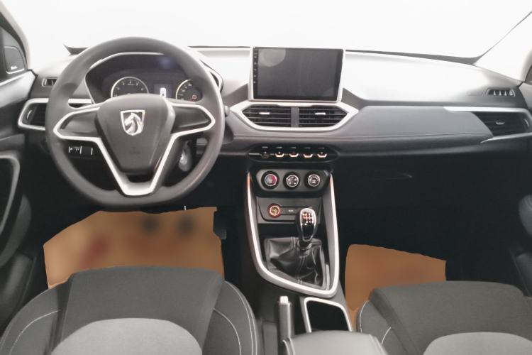 Used Baojun 530 2018 1.5T Manual Comfort Version China V Center Console