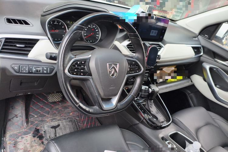 Used Baojun 530 2018 1.5T DCT Flagship Version China V Emission Standard Center Console