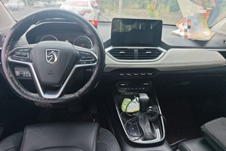 Used Baojun 530 2018 1.5T DCT Flagship Version China V Emission Standard Center Console